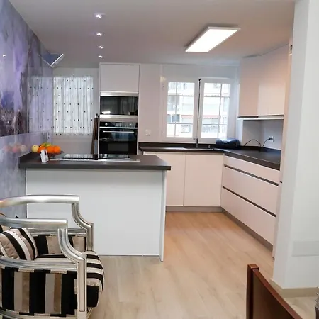 De Lujo En Edificio Zafiro, * Benidorm